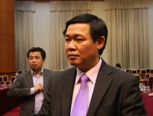 Bộ trưởng Vương Đình Huệ tại cuộc gặp gỡ báo chí